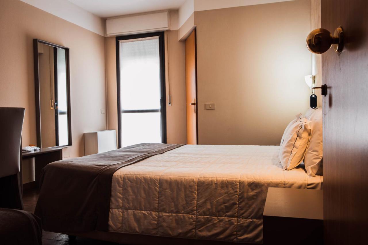 Sant'Antonio  Hotel Ai Cjastinars מראה חיצוני תמונה
